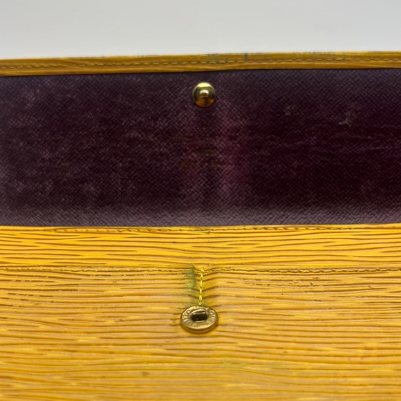 Louis Vuitton Yellow Epi Leather Wallet - Picture 7 of 11